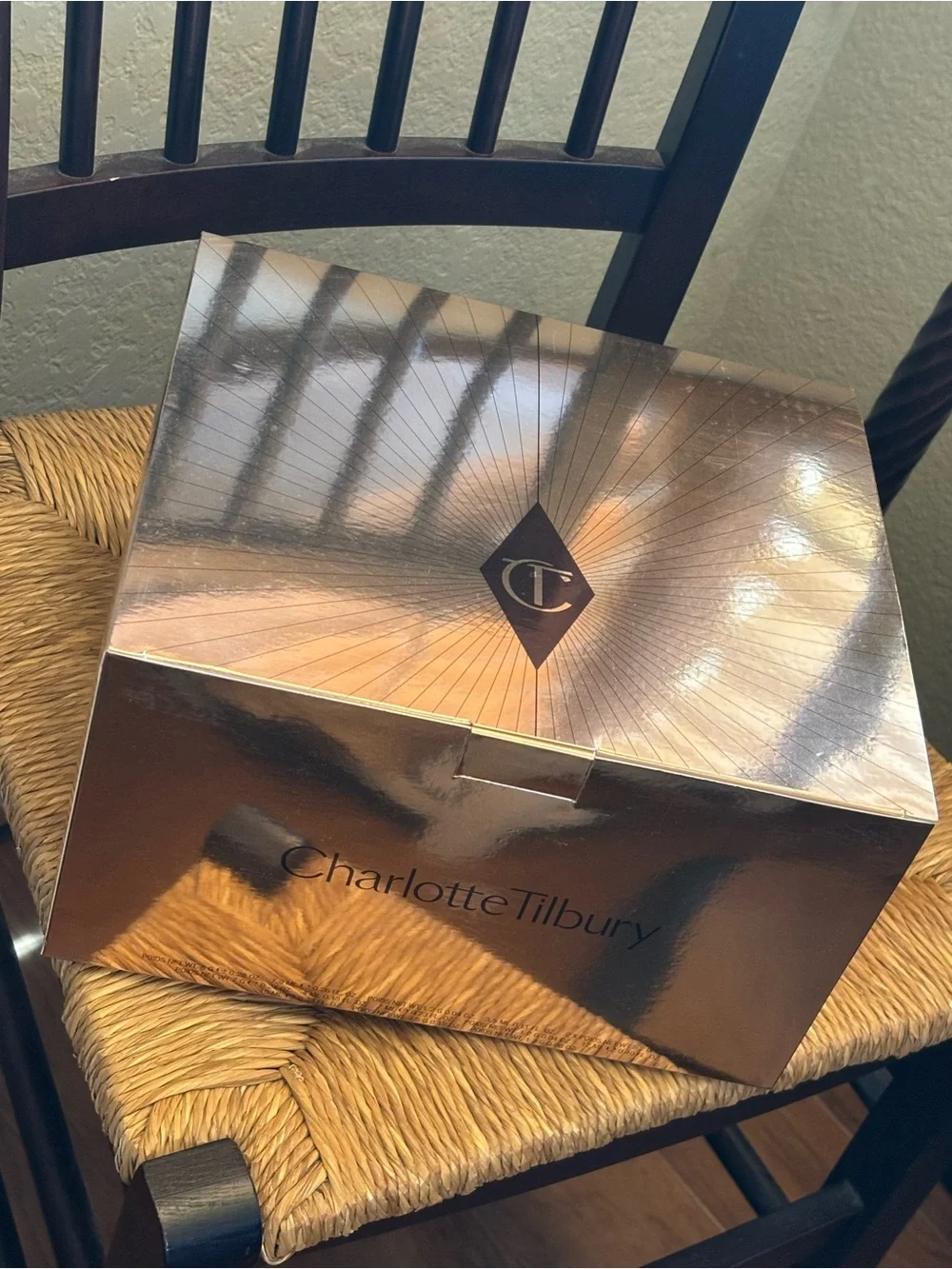 Charlotte Tilbury “Pillow Talk Dreams Come True” EMPTY Collector Vault Box